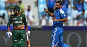 বাংলাদেশের বিপক্ষে ৫ উইকেট নিয়ে রেকর্ডের মালা গাঁথলেন শামি