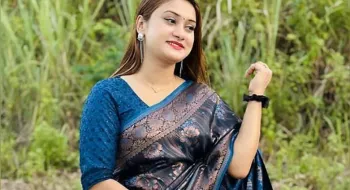 চবি ছাত্রলীগ নেত্রীকে পুলিশে দিলেন স্থানীয়রা