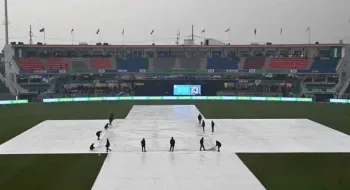 বৃষ্টির কারণে বাংলাদেশ-পাকিস্তান ম্যাচের টসে বিলম্ব