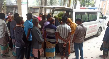 লালমনিরহাটে বাস চাপায় চাচা ও ভাতিজি দুজনের মৃত্যু