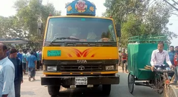 দিনাজপুরে ট্রাক-মোটরসাইকেলের মুখোমুখি সংঘর্ষে নিহত ১: আহত-২