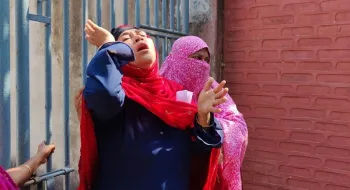 মসজিদ থেকে টেনেহিঁচড়ে বের করে ৩ ভাইকে কুপিয়ে হত্যা