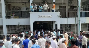 ধর্ষকের পক্ষে ওকালতি করায় আইনজীবী-বৈষম্যবিরোধী সংঘর্ষ, আহত ১১
