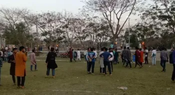 বেরোবিতে সমন্বয়কদের গণ ইফতারে খাবার পায়নি শতশত শিক্ষার্থী
