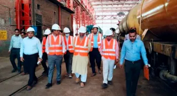 সৈয়দপুর রেলকারখানা পরিদর্শনে জিএম মামুনুল ইসলাম