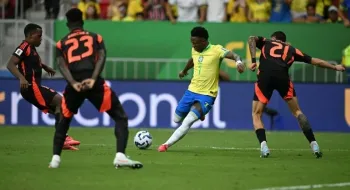 ভিনির শেষ মুহূর্তের গোলে দারুণ জয় পেল ব্রাজিল