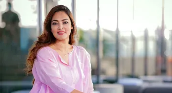 আড়াই বছর ধরে ক্যানসারের সঙ্গে লড়ছেন উপস্থাপিকা সামিয়া আফরিন