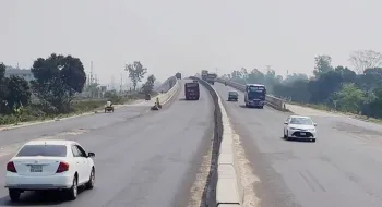 উত্তরে স্বস্তির ঈদযাত্রা, সড়কে গাড়ির চাপ বাড়লেও নেই যানজট