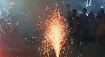আতশবাজি কেড়ে নিল শিশুর প্রাণ 