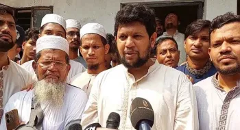 আওয়ামী লীগ নিষিদ্ধে সরকার একা সিদ্ধান্ত নিতে পারে না: মাহফুজ আলম