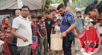 সৈয়দপুরে স্বেচ্ছাসেবকদল নেতার বাড়ির গেটে পেট্রোল বোমা উদ্ধার