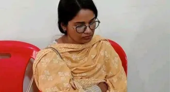 অর্থ আত্মসাতের অভিযোগে নাগরিক কমিটির নেত্রী গ্রেপ্তার