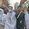 কুড়িগ্রামে দাবি আদায়ে কাফনের কাপড় পড়ে কারিগরি শিক্ষার্থীদের মিছিল