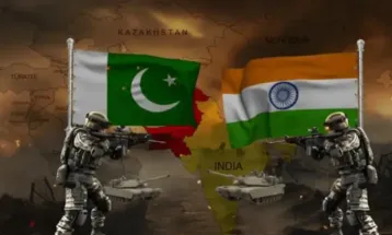 ভারত-পাকিস্তানের নেতাদের ‘বড় জুয়া’