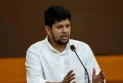 সরকারে ২ উপদেষ্টা কোণঠাসা, আরও ছাত্র প্রতিনিধি চান মাহফুজ