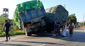 ফুলবাড়ীতে সড়ক দুর্ঘটনায় ২ জন নিহত, আহত ৩