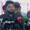 একটি গোষ্ঠী দেশকে গণতান্ত্রিক ধারা থেকে সরিয়ে নিতে কাজ করছে: ইশরাক