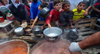 গাজায় এক কেজি চিনি ৭০০০, আলু ২৮০০ টাকা