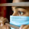 বাড়ছে করোনা শনাক্ত, ছড়াচ্ছে আতঙ্ক