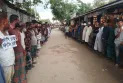 পার্বতীপুরে নবীকে কটূক্তির প্রতিবাদে মানববন্ধন