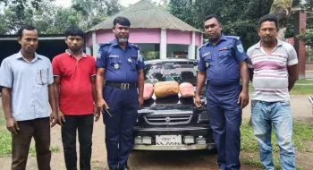 রংপুরে ১১ কেজি গাঁজাসহ প্রাইভেটকার আটক: চালক পলাতক