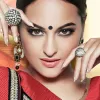 মনে হলো, বিছানায় কেউ আমাকে চেপে ধরছে: সোনাক্ষী