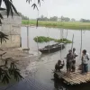 কুড়িগ্রামের ফুলবাড়ীতে ৪বছরেও শেষ হয়নি সেতু নির্মানের কাজ বেড়েছে জন দূর্ভোগ