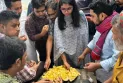 জুলাই পদযাত্রায় এনসিপি নেতাদের কাঁঠাল দিয়ে কৃষকের আপ্যায়ন