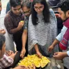 জুলাই পদযাত্রায় এনসিপি নেতাদের কাঁঠাল দিয়ে কৃষকের আপ্যায়ন