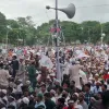 স্লোগানে স্লোগানে মুখর রংপুর জিলা স্কুল মাঠ