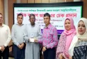 নীলফামারীতে অস্বচ্ছল ৩৪জন সংস্কৃতিসেবীর মাঝে কল্যাণ ভাতার চেক বিতরণ