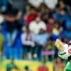 ছক্কা হাঁকাতে গিয়ে আউট সেট ব্যাটার ইমন