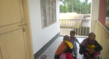 তারাগঞ্জে ইউনিয়ন পরিষদে তালা ঝুলালেন সেবা বঞ্চিত বিক্ষুব্ধ জনতা