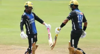 ৭৯ রানে অলআউট রংপুর, হার এড়াল বৃষ্টিতে