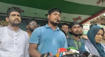 ঢাকা যখন আগুনে পুড়ছে, আ. লীগ আসছে আলু পোড়া খেতে: হাসনাত আব্দুল্লাহ