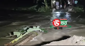 উজানের ঢলে তিস্তা গর্জে উঠেছে-বসতবাড়িতে বানের পানি প্রবেশ,ভেঙ্গে যাচ্ছে রাস্তাঘাট