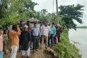 পানিবন্দি মানুষের খোঁজ নিতে পরিদর্শনে পাটগ্রামের ইউএনও 