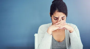 টানা কাজ করতে করতে মাথা ধরলে কী করবেন?