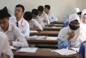 আগামী বছরে এসএসসি: নিয়মিতদের সংক্ষিপ্ত, অনিয়মিতরা পূর্ণাঙ্গ সিলেবাসে