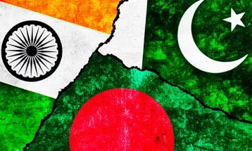 বাংলাদেশ-পাকিস্তানের ‘ঘনিষ্ঠতাকে’ উদ্বেগের সঙ্গে দেখছে ভারত