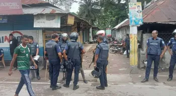 সাদুল্যাপুরে বিএনপির দুই গ্রুপে সংঘর্ষ: দলীয় কার্যালয় ভাংচুর