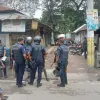 সাদুল্যাপুরে বিএনপির দুই গ্রুপে সংঘর্ষ: দলীয় কার্যালয় ভাংচুর