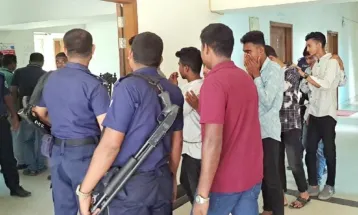 বাসর রাতে নববধূকে দলবদ্ধ ধর্ষণের অভিযোগে স্বামীর নামে মামলা