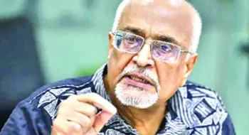 দেশের ওপর দিয়ে ঝড় বয়ে যাচ্ছে