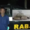 কুড়িগ্রামে সাড়ে ১৭ কেজি গাঁজাসহ এক মাদক কারবারি গ্রেফতার
