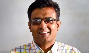 নো ওয়েজ বোর্ড নো মিডিয়ার সঙ্গে একমত