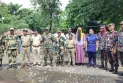 প্রেমিকের আশ্বাসে কাঁটাতারের বেড়া পেরিয়ে এলেও বিয়ে না করেই ফেরত যেতে হলো ভারতীয় তরণীকে