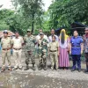 প্রেমিকের আশ্বাসে কাঁটাতারের বেড়া পেরিয়ে এলেও বিয়ে না করেই ফেরত যেতে হলো ভারতীয় তরণীকে