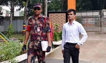 ফেলানী হত্যার এক যুগ পর-ছোট ভাইয়ের বিজিবিতে যোগদান