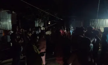 লালমনিরহাটে একই রশিতে অন্তসত্তা স্ত্রী সহ স্বামীর আত্মহত্যা